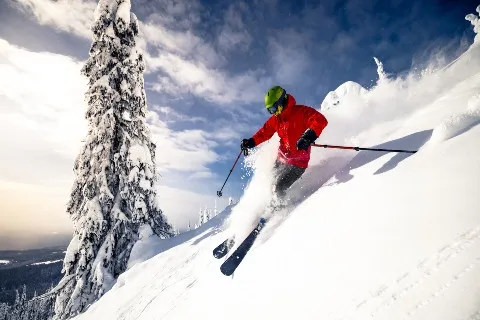 Skúsení lyžiari vedia: Ako si vybrať správne lyžiarske oblečenie
