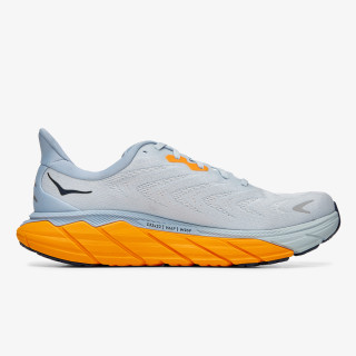 Hoka Arahi 6 