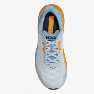 Hoka Arahi 6 