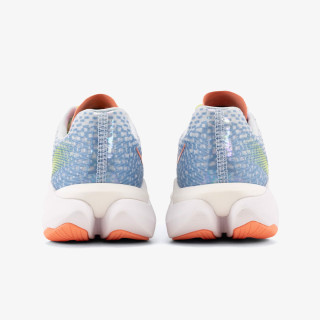Hoka Mach X 