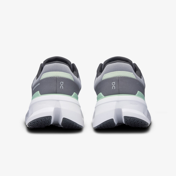 On Cloudrunner 2 