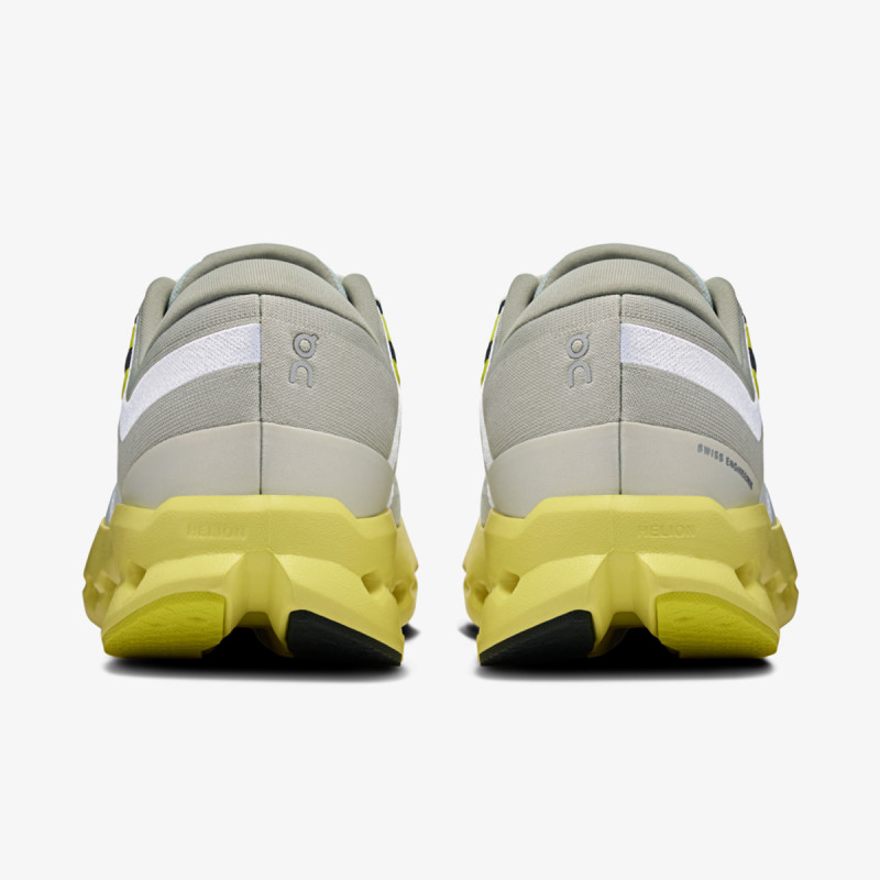 On Cloudsurfer 2 