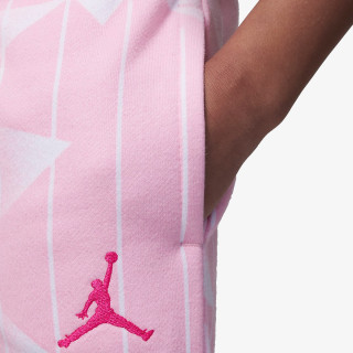 Nike Essentials 