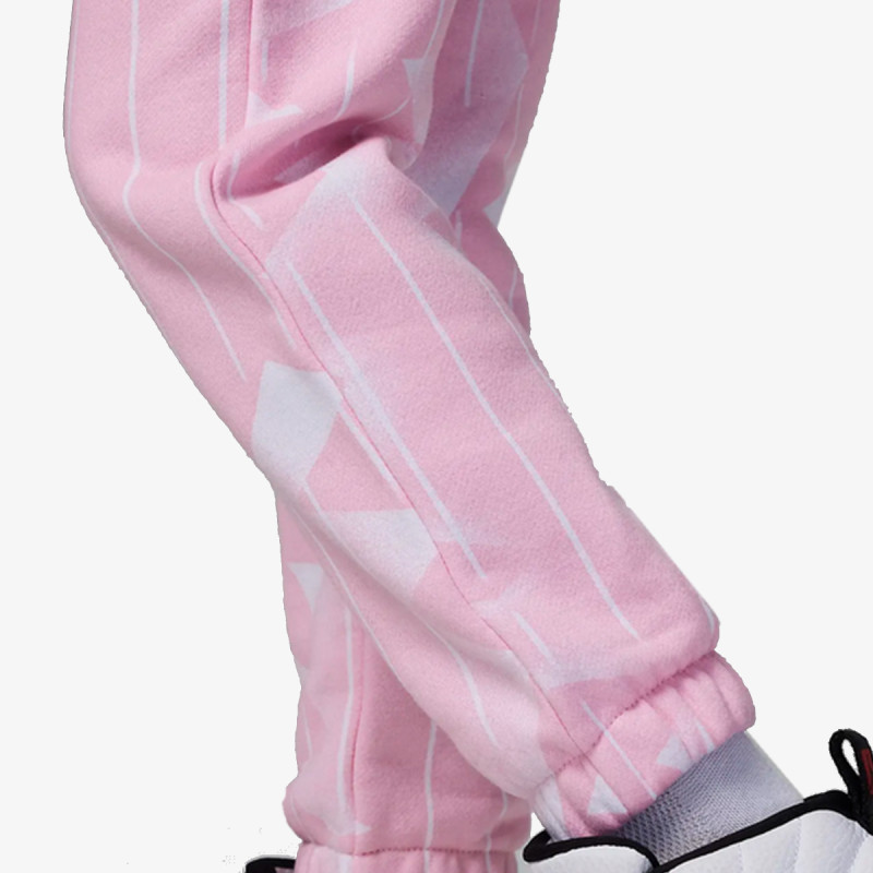 Nike Essentials 