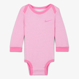 Nike Essentials 