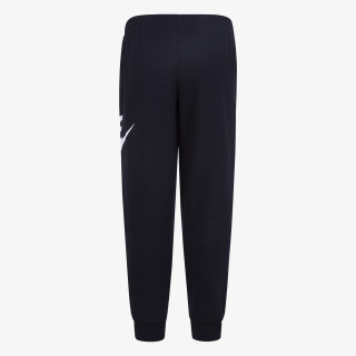Nike Sportswear Club 