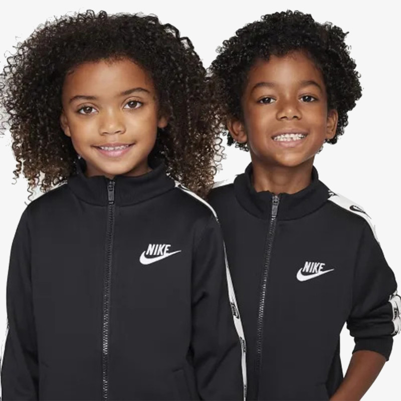 Nike Logo 