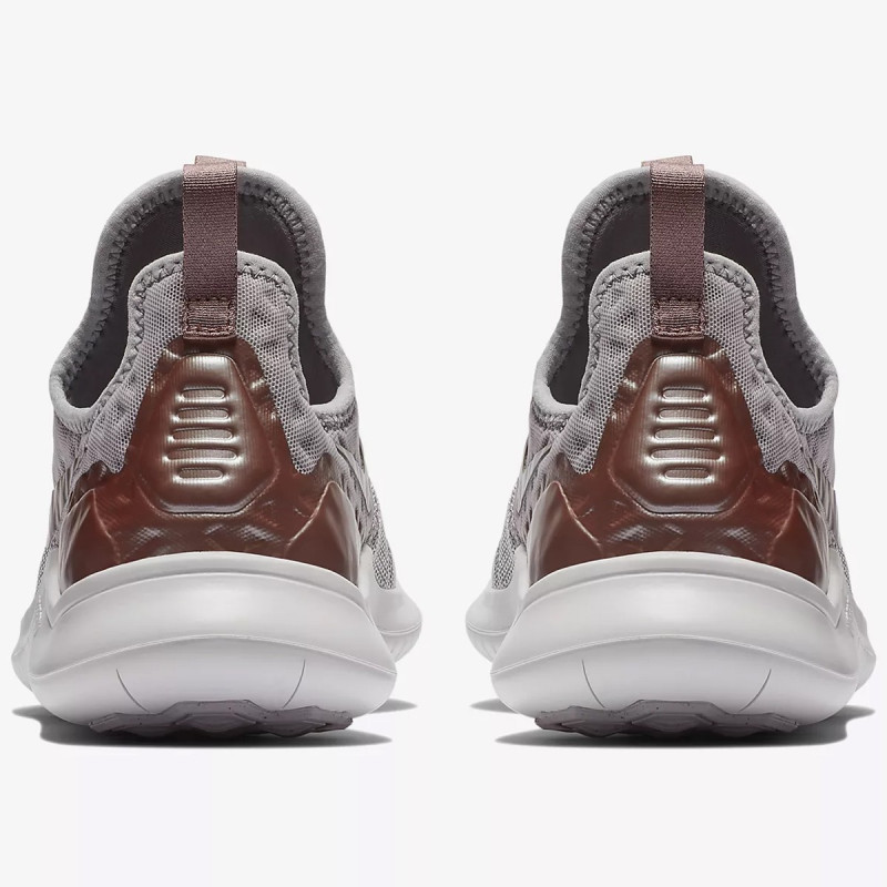 Nike WMNS NIKE FREE TR 8 LM 