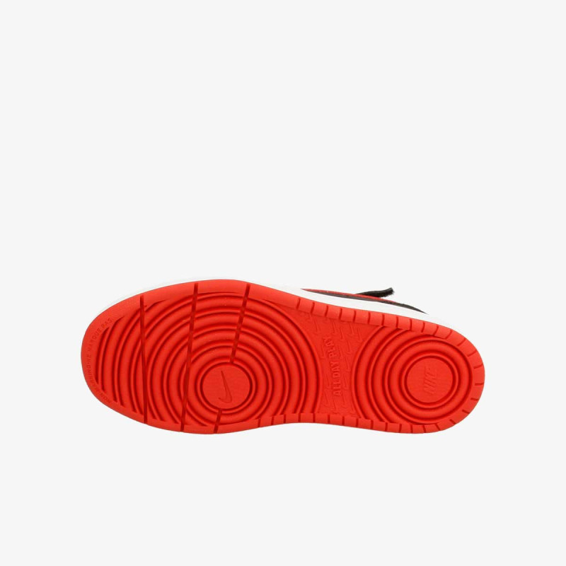 Nike Court Borough Low 4 