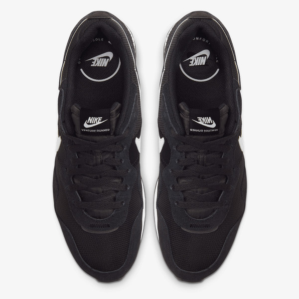 Nike VENTURE RUNNER 