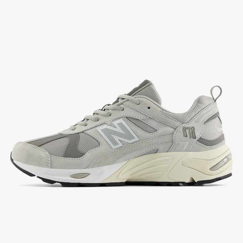 New Balance 878 