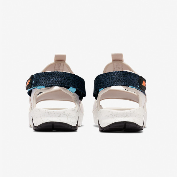 Nike WMNS NIKE CANYON SANDAL 