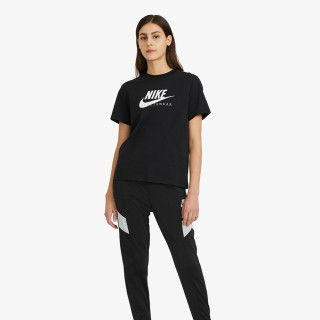 Nike Sportswear Heritage 