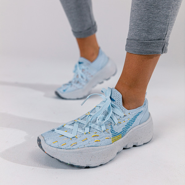 Nike Space Hippie 04 