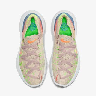 Nike W NIKE SPACE HIPPIE 04 