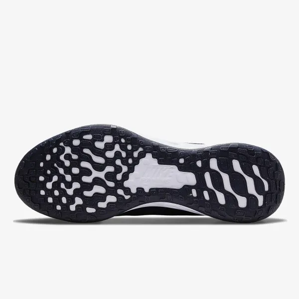 NIKE REVOLUTION 6 NN 