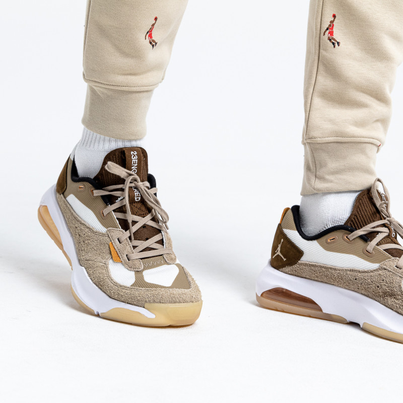 Nike Jordan Air 200E 