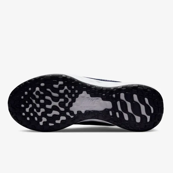 NIKE REVOLUTION 6 GS 
