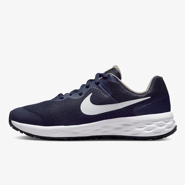 NIKE REVOLUTION 6 GS 