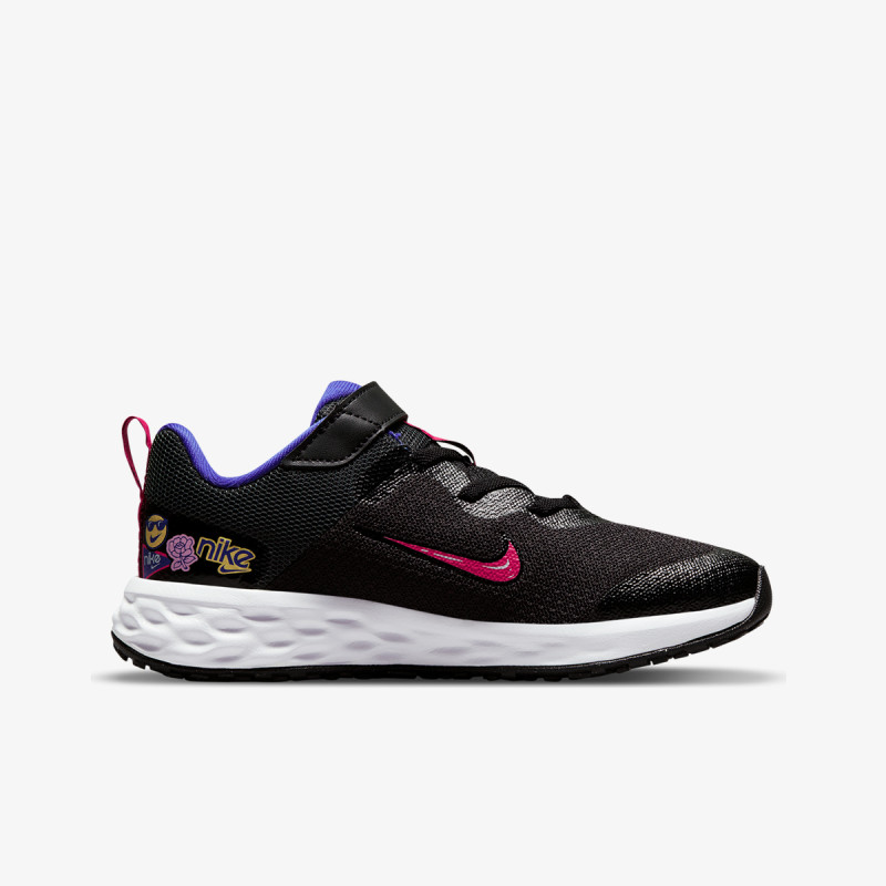 Nike Revolution 6 SE 