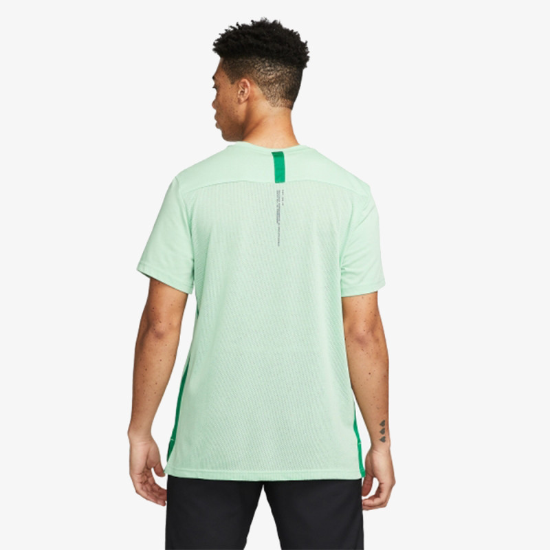 Nike Dri-Fit Short Sleeve Training Top 