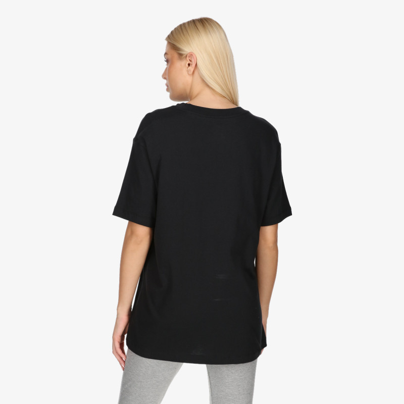 Nike Sportswear Essentials 