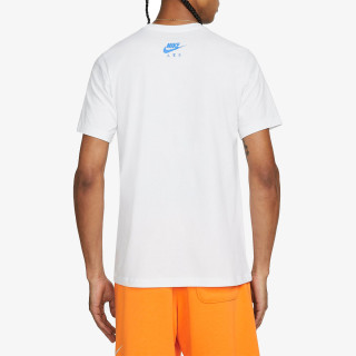 Nike Sportswear DNA 