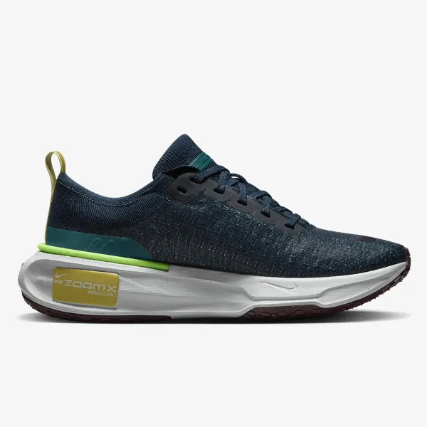 NIKE Invincible 3 