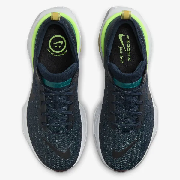 NIKE Invincible 3 