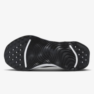 Nike Motiva 