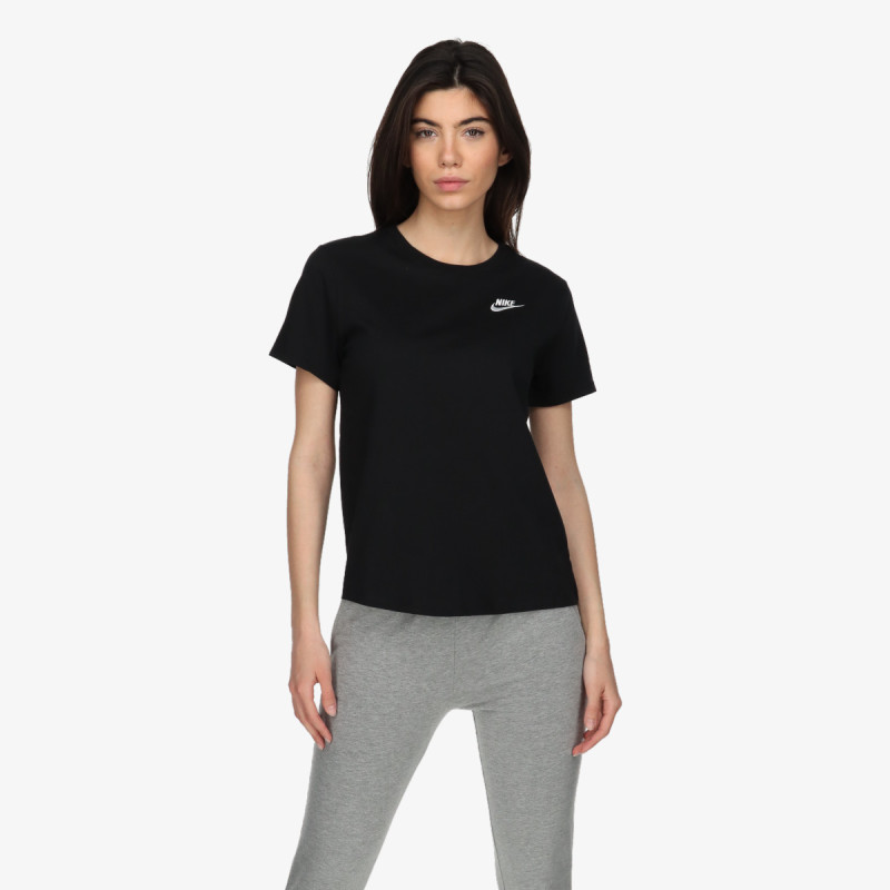 Nike Sportswear Club 