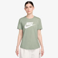 Nike Sportswear Club 