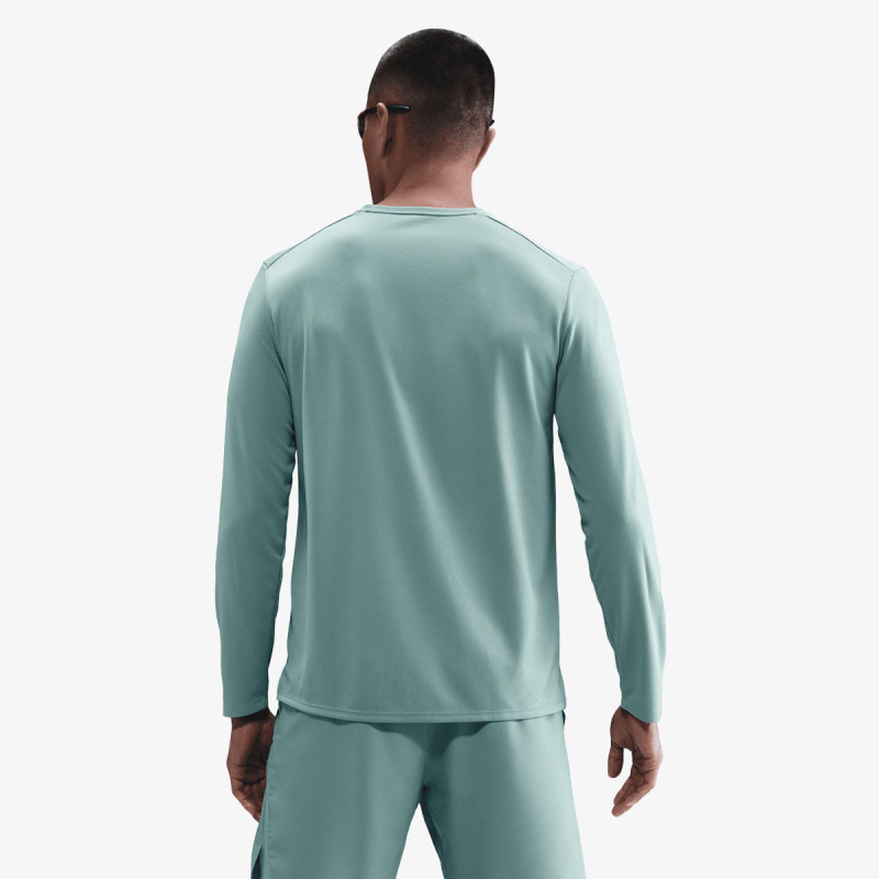 Nike Miler 