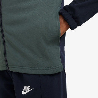 Nike Sportswear Club 