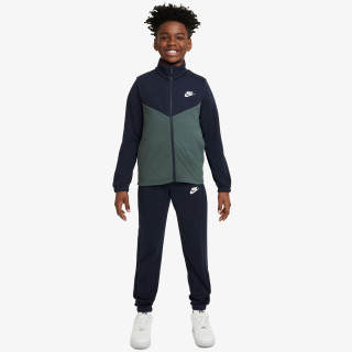 Nike Sportswear Club 