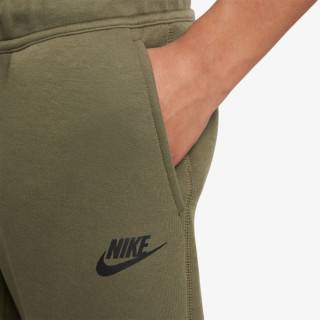 Nike Tech Fleece 