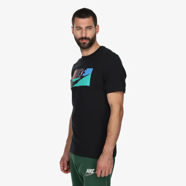 NIKE Sportswear 