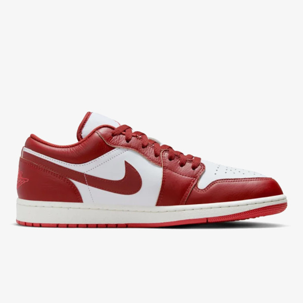 Nike AIR JORDAN 1 LOW SE 