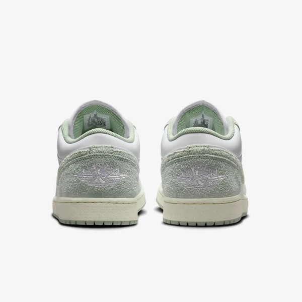 Nike AIR JORDAN 1 LOW SE 