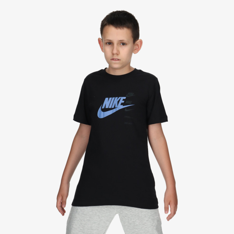 Nike Sportswear Standard Issue 