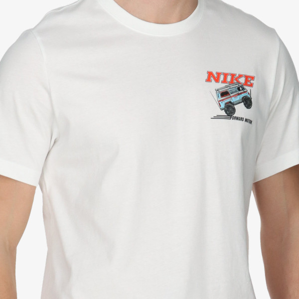 Nike Sportswear 