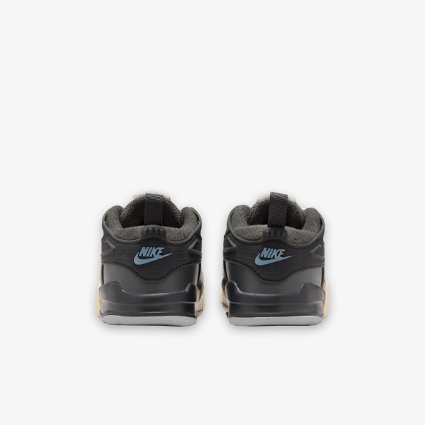Nike Air Jordan 4 RM 