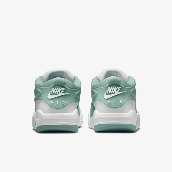 Nike WMNS AIR JORDAN 4 RM 