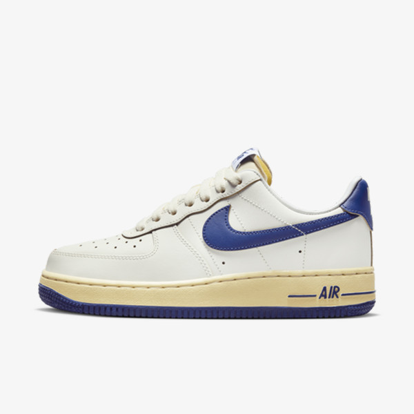 Nike WMNS AIR FORCE 1 '07 