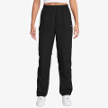 Nike Essential 
