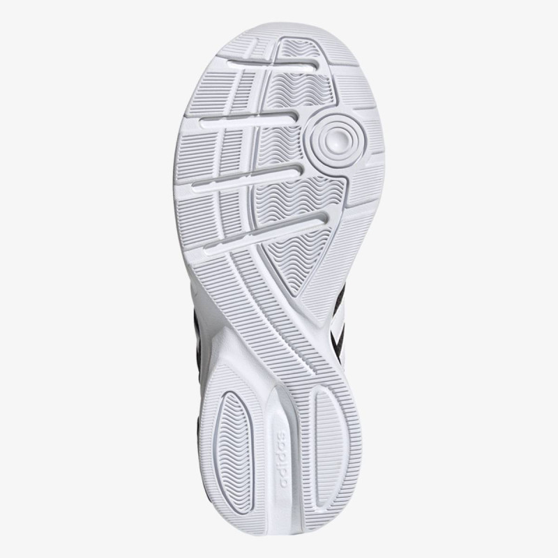 adidas STRUTTER 