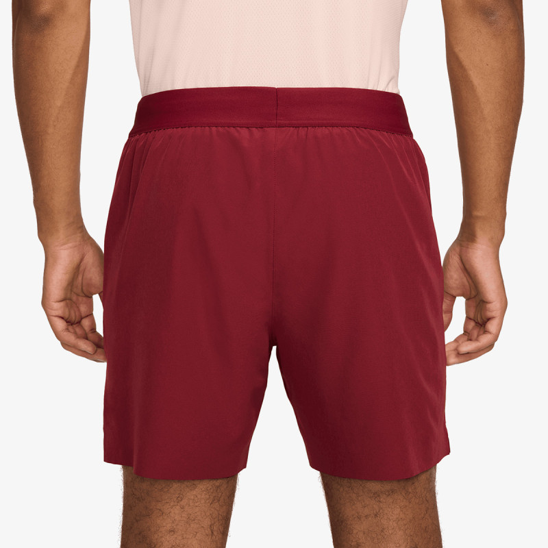 Nike Advantage 