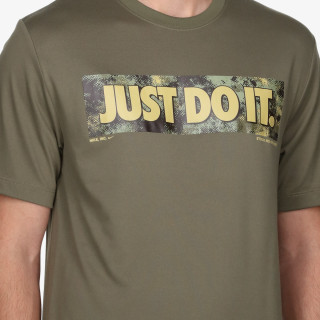Nike Camo 