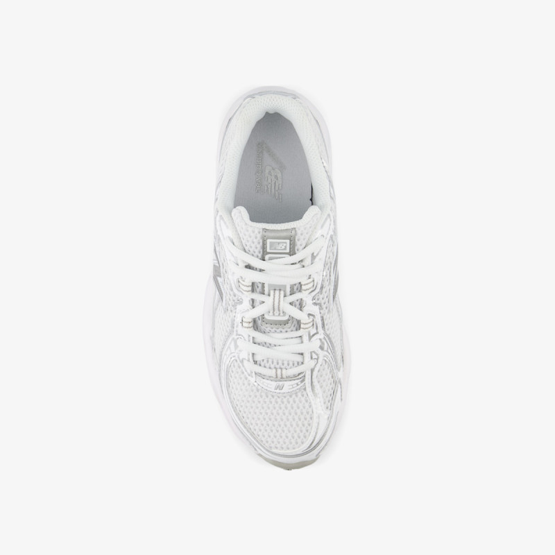 New Balance K 740 