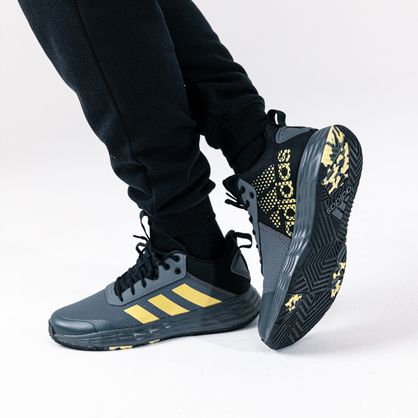 adidas Ownthegame 